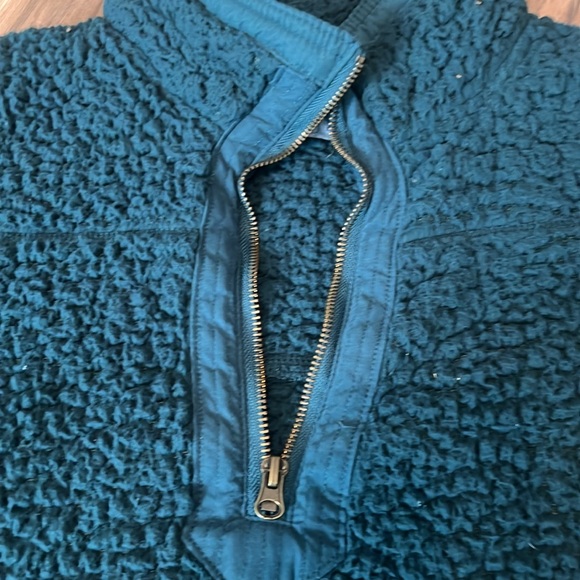 Sweater - Picture 2 of 3